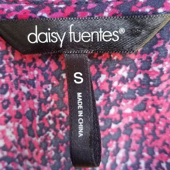 Daisy Fuentes Red Print Faux Wrap Sheer Dress Size Small - Picture 2 of 9